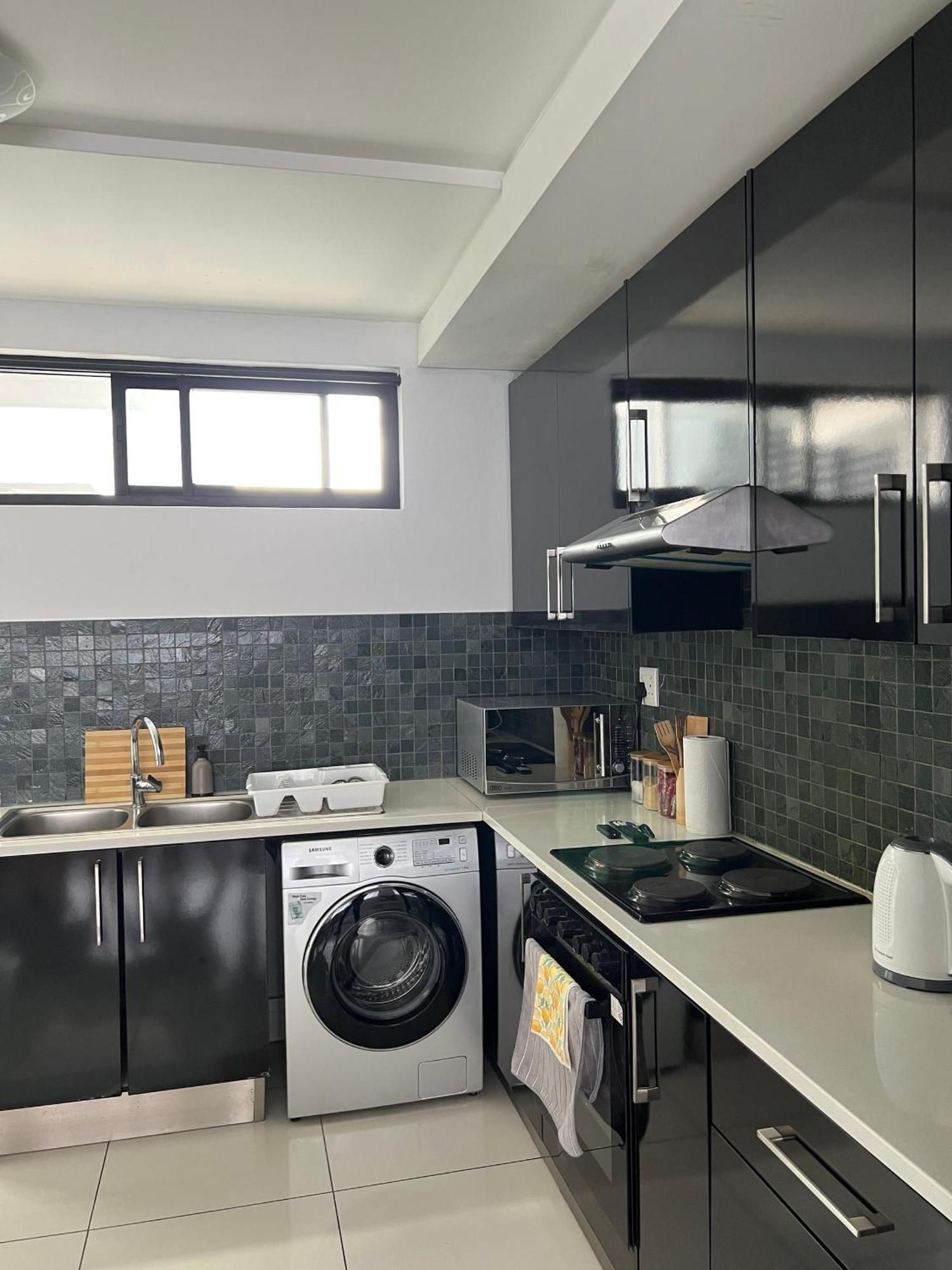 Cosy Apartment In The Heat Of The City Windhoek Exterior foto