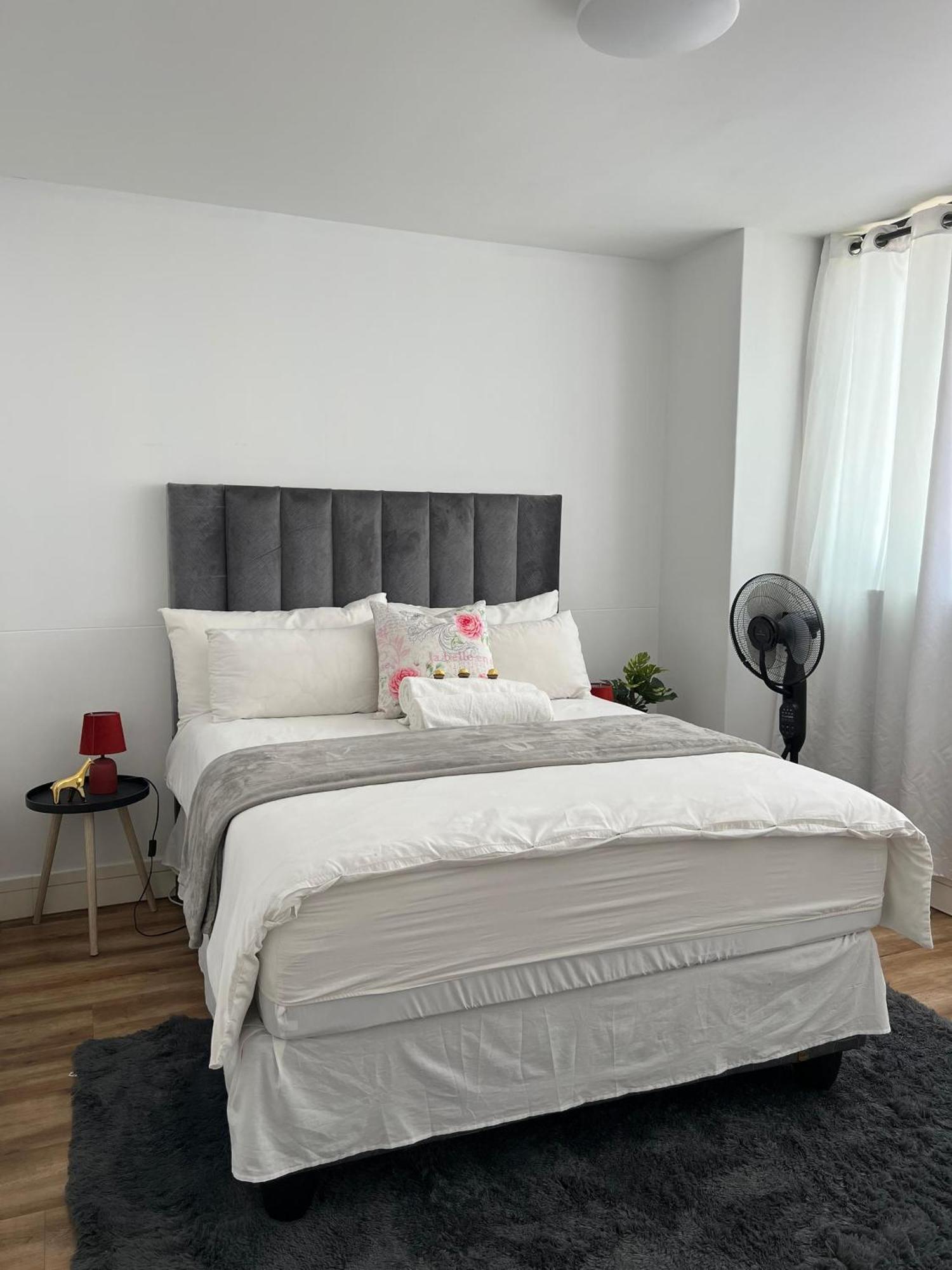 Cosy Apartment In The Heat Of The City Windhoek Exterior foto
